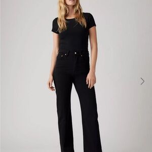 Levi's Women's Black Ribcage Straight Ankle Jeans